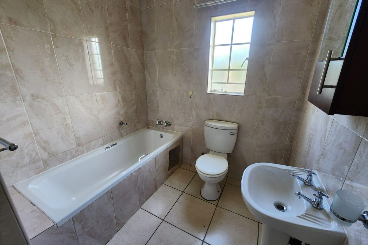 House To Rent in Grasslands Estate, Waterkloof East Ext 2, Rustenburg, North West - Photo 5