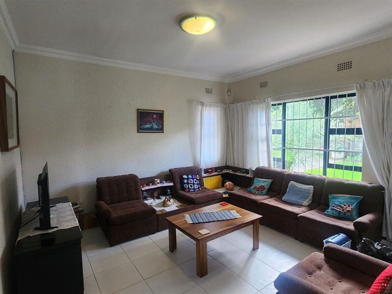 House For Sale in Discovery, Roodepoort - Photo 3