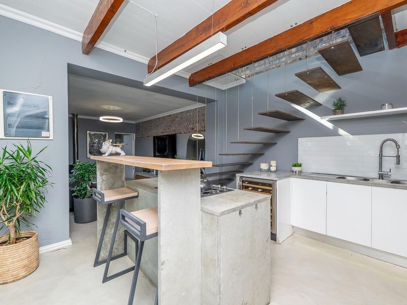 Designer Coastal Living | Airbnb-Friendly 2-Bedroom Cottage for Sale in Green Point - Photo 8