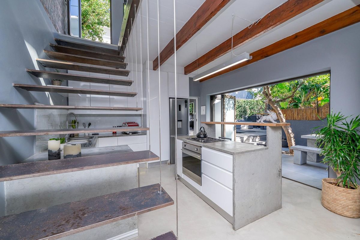 Designer Coastal Living | Airbnb-Friendly 2-Bedroom Cottage for Sale in Green Point - Photo 2