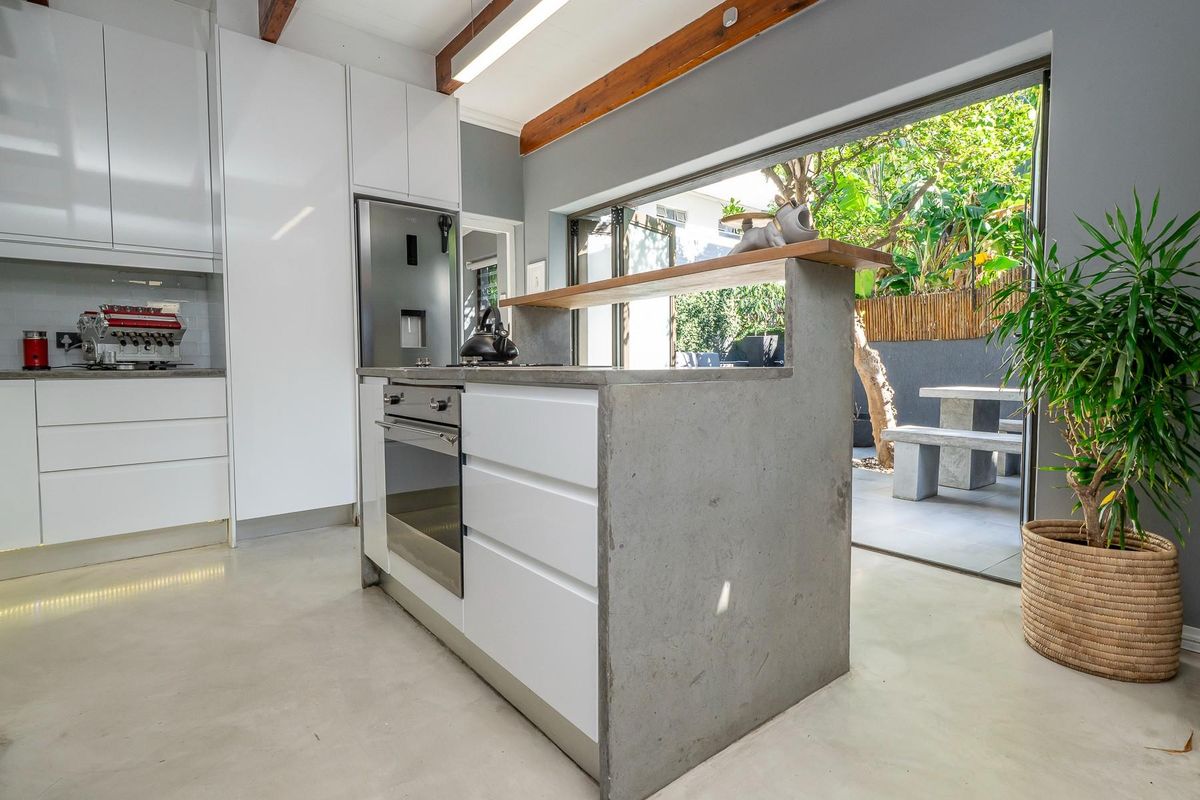 Designer Coastal Living | Airbnb-Friendly 2-Bedroom Cottage for Sale in Green Point - Photo 4