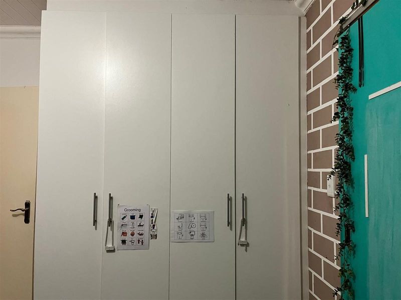 3 bedroom Townhouse For Sale in Camelot, Kuils River - Photo 10