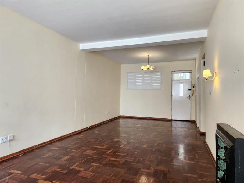 Apartment For Sale in Rosebank, Johannesburg - Photo 7