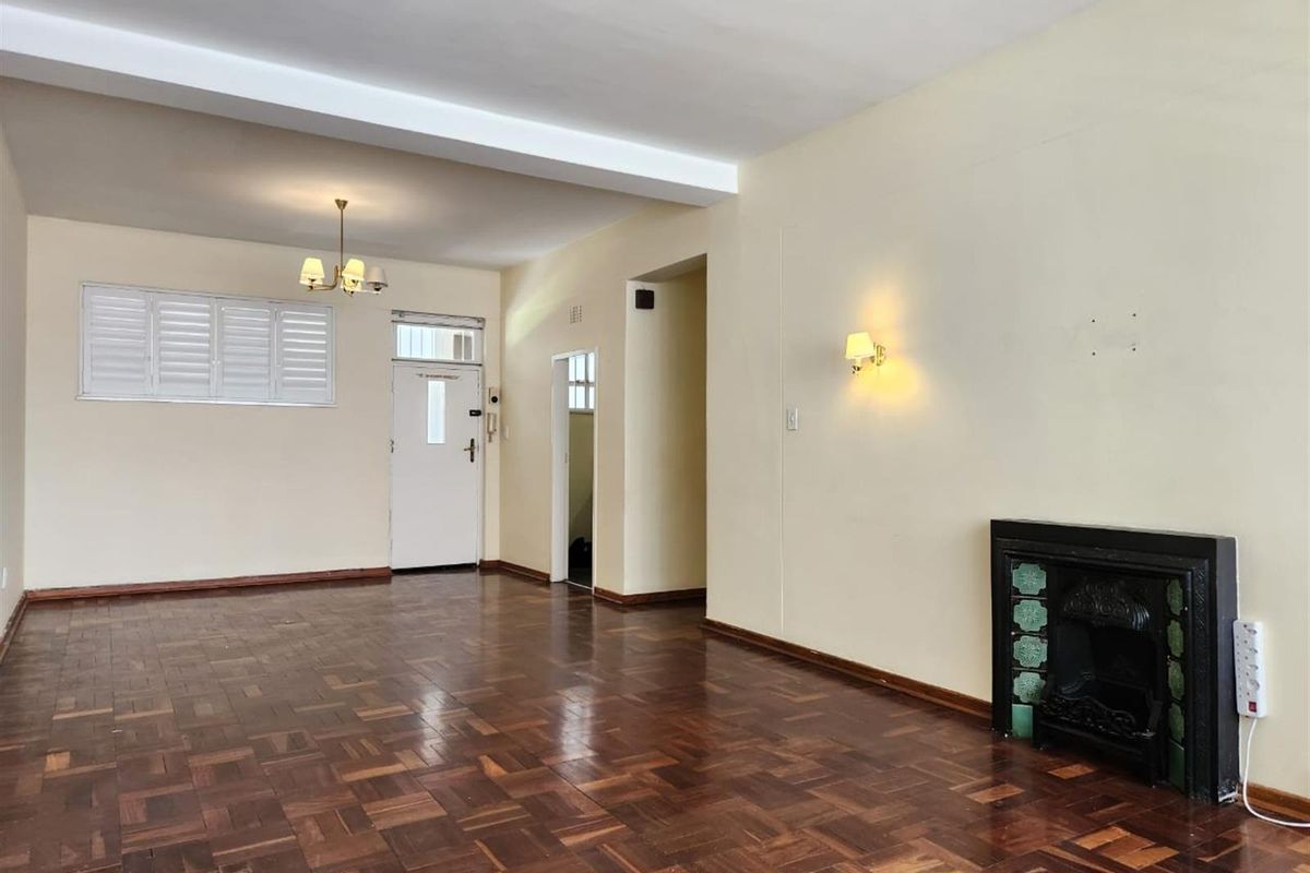 Apartment For Sale in Rosebank, Johannesburg - Photo 5