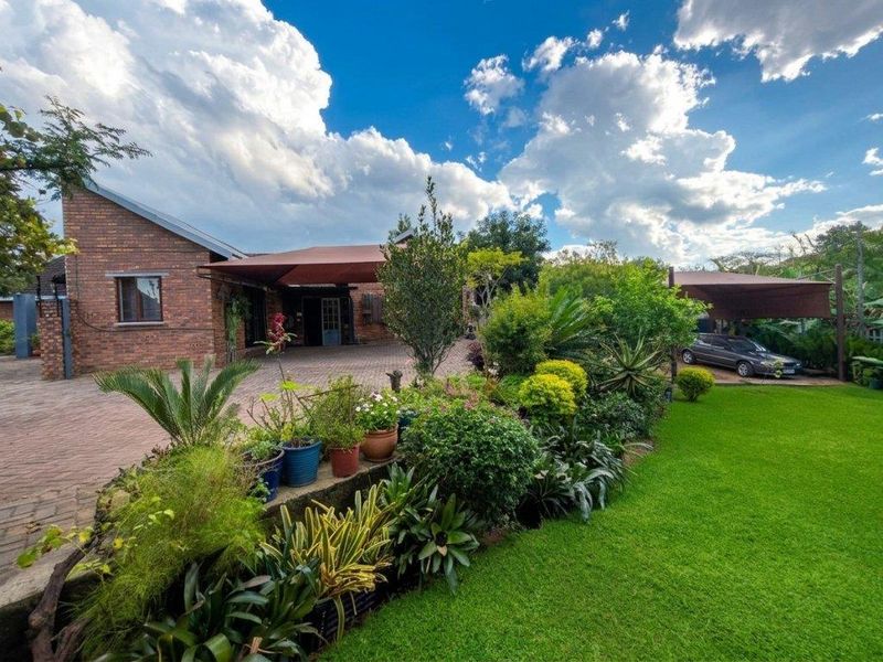 House For Sale in West Acres Ext 1, West Acres, Nelspruit - Photo 2