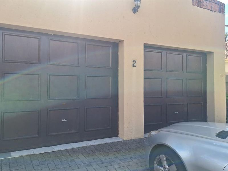 Safe and Secure Pet Friendly Cluster-Urgent Rental - Photo 2