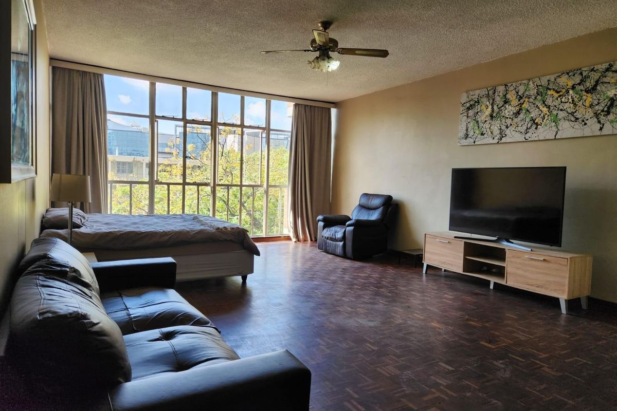 Apartment To Rent in Sandton Central, Sandton - Photo 2