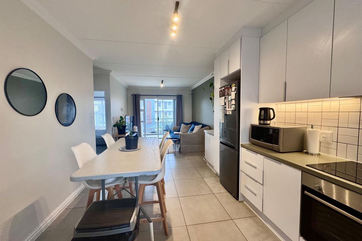 Modern Apartment To Rent in Langeberg Ridge Including Two Parking Bays - Photo 4