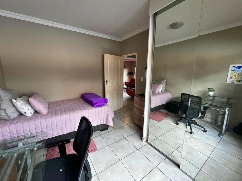 3 Bedroom House for Sale in Monavoni, Centurion - Photo 10