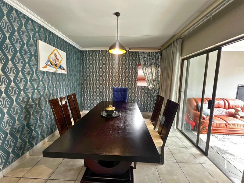 3 Bedroom House for Sale in Monavoni, Centurion - Photo 4