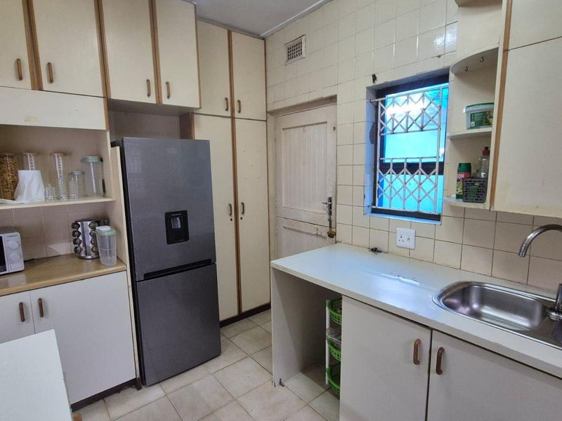 House To Rent - Yellowwood Park, Durban - Photo 10