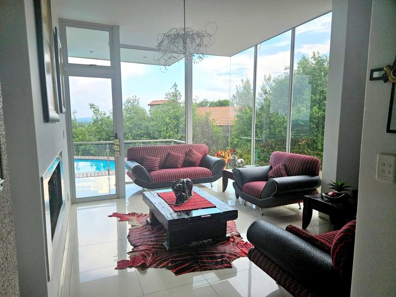Refined Luxury Living with Panoramic Mountain Views in Featherbrook Estate - Photo 7
