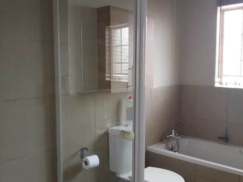 Apartment To Rent in Monavoni, Centurion - Photo 7