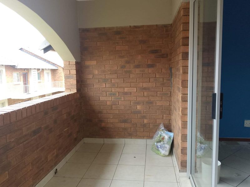 Apartment To Rent in Monavoni, Centurion - Photo 6