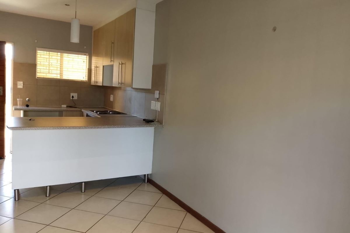 Apartment To Rent in Monavoni, Centurion - Photo 4