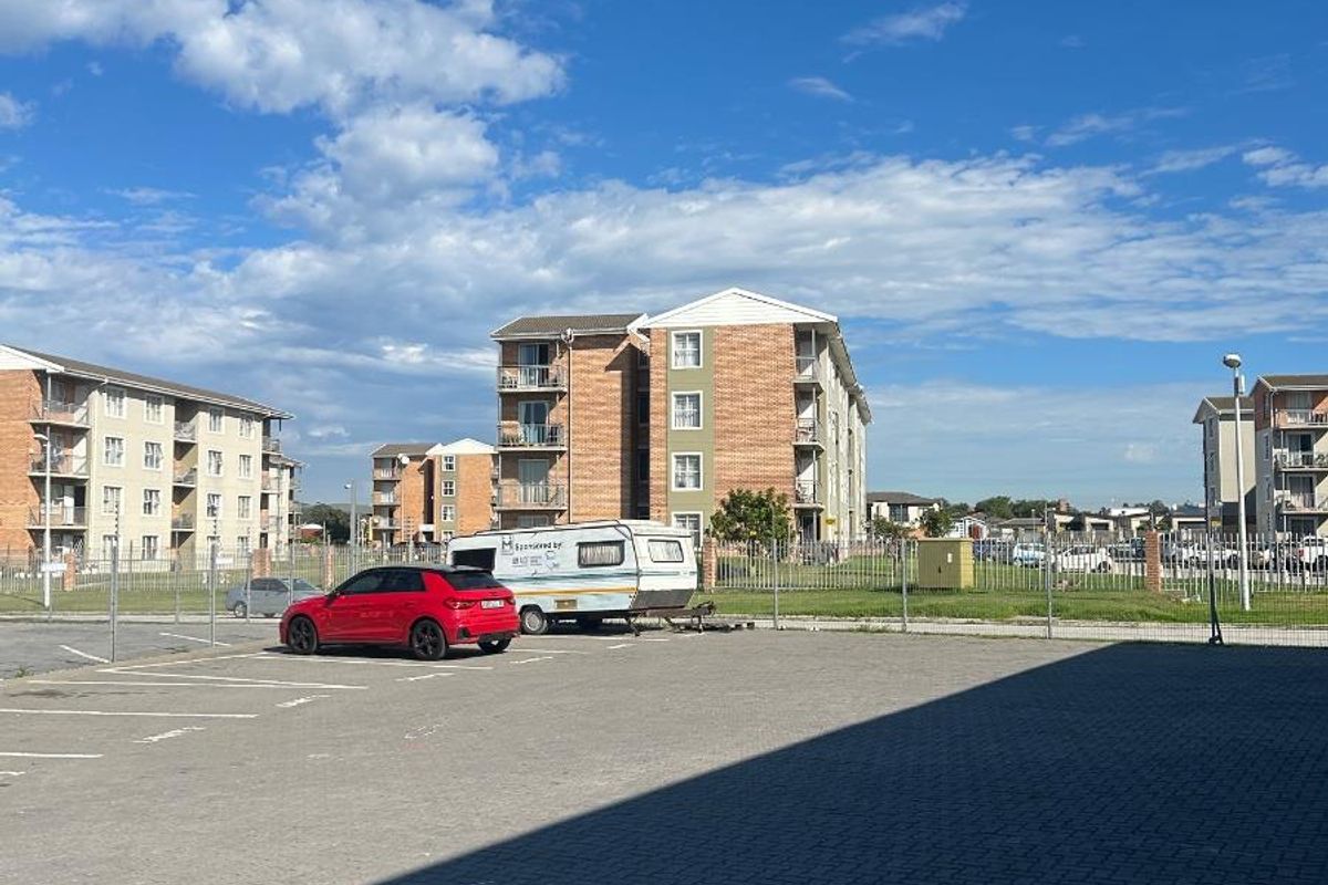 3-Phase Powered Double Unit | 235m2 Prime Fairview Industrial - Photo 5