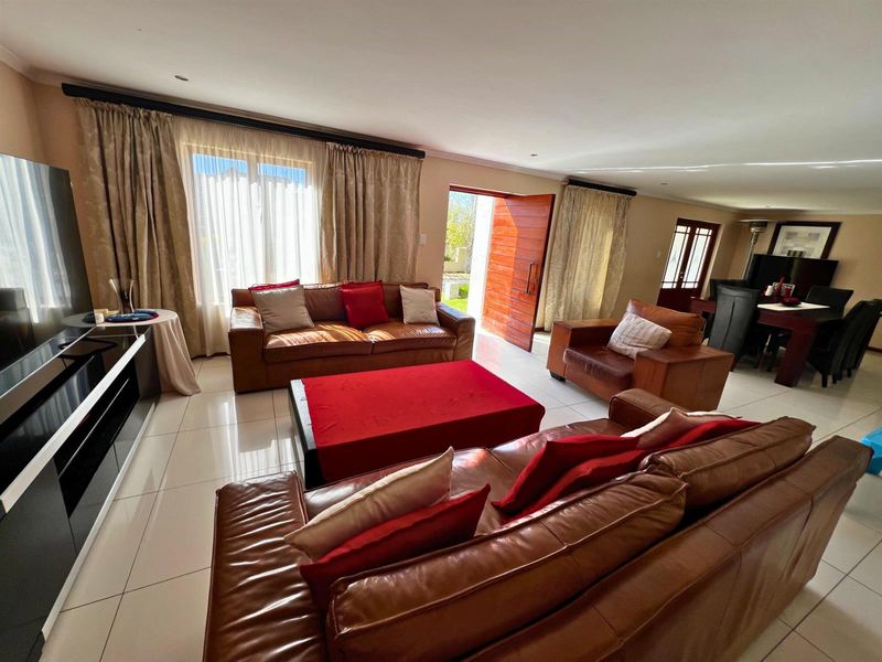 3-Bedroom Property for Sale in Brooklands, Centurion - Photo 9