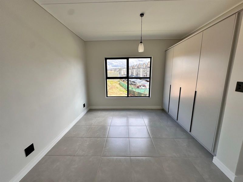 BEACHSIDE LIVING IN THE HEART OF GAUTENG - Photo 5