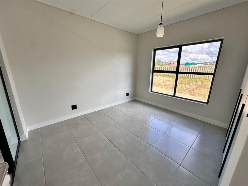 BEACHSIDE LIVING IN THE HEART OF GAUTENG - Photo 6