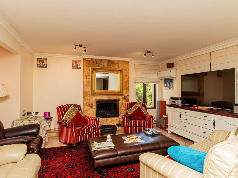 House For Sale in Pezula Golf Estate, Knysna - Photo 8