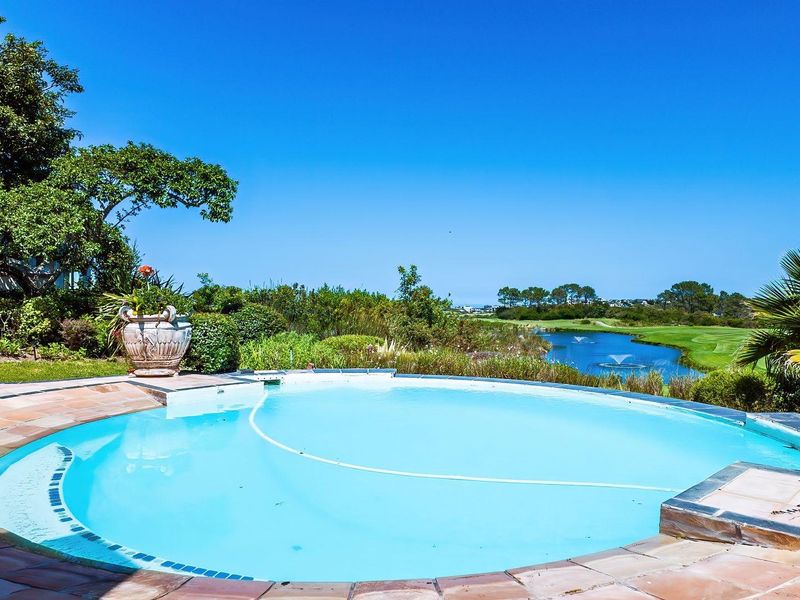 House For Sale in Pezula Golf Estate, Knysna - Photo 2