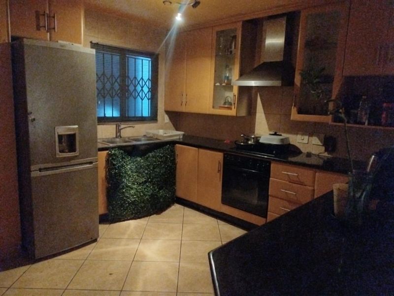 GREAT DEAL MR OR MRS RENTER! - Photo 6