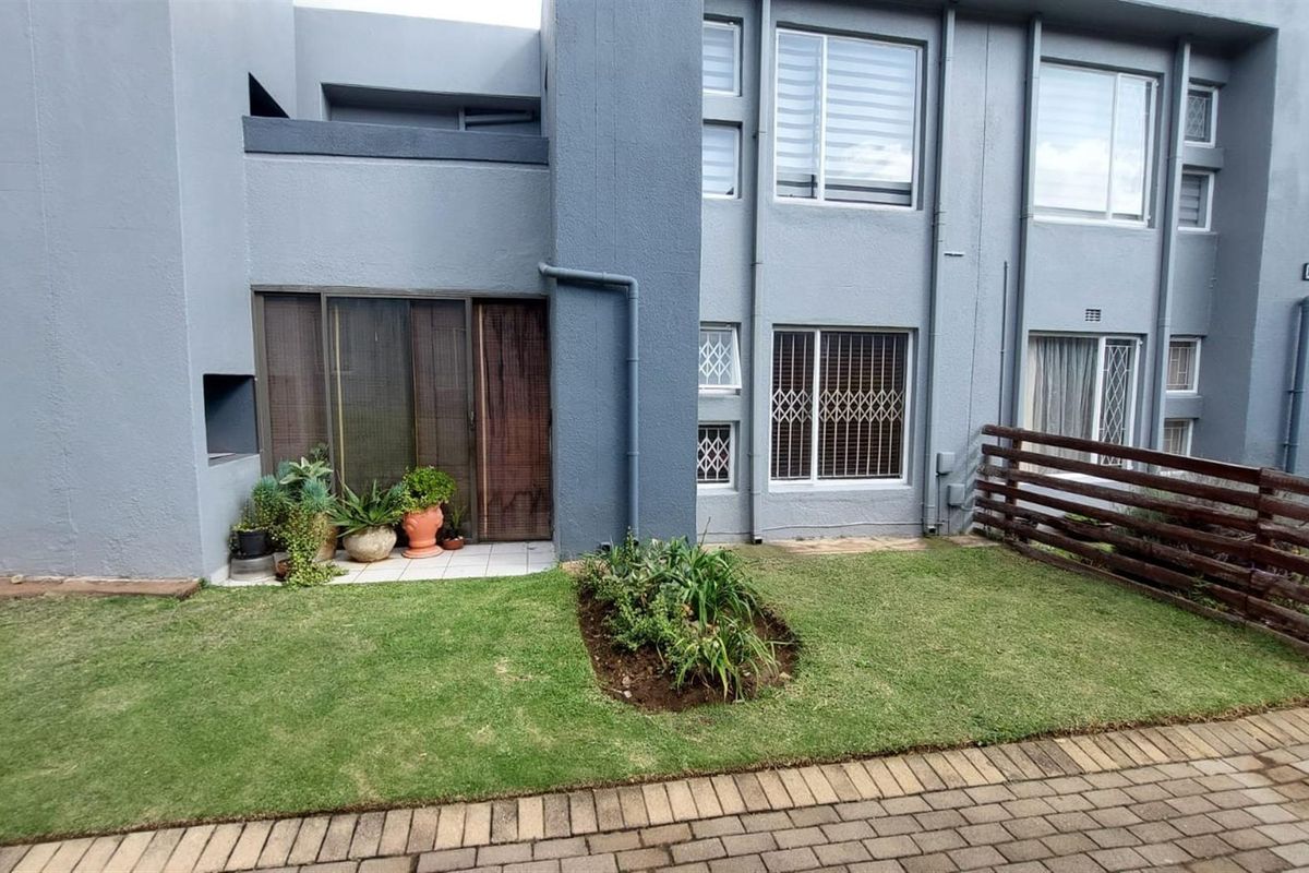 GREAT DEAL MR OR MRS RENTER! - Photo 4