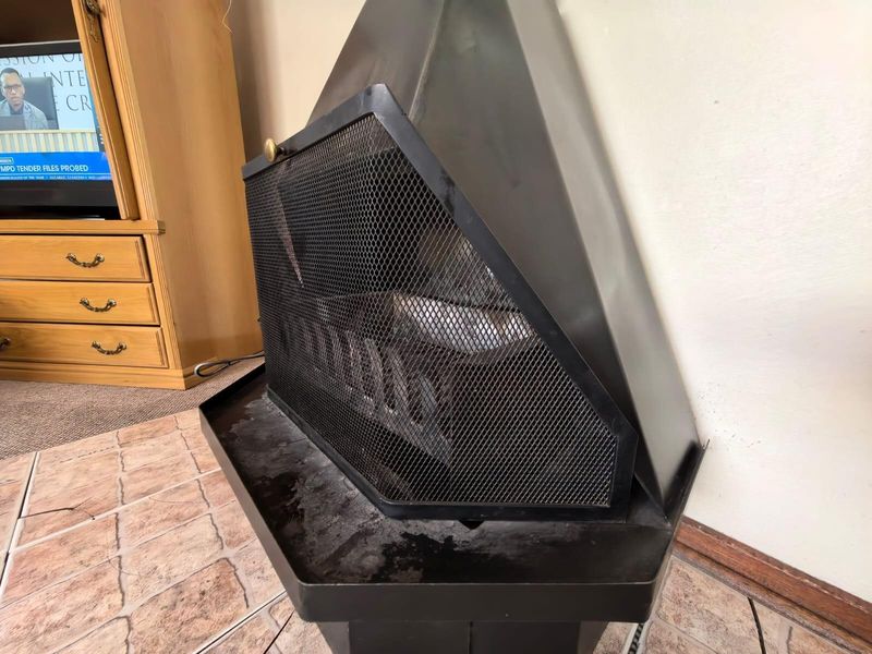 Your 4 Bedroom Sanctuary of Comfort and Modern Living in Carters Glen, Kimberley - Photo 7