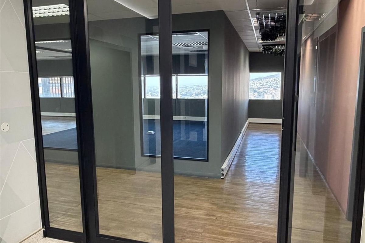 Office To Rent in Cape Town City Centre, Cape Town - Photo 5