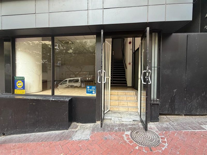 Retail Space To Rent in Cape Town City Centre, Cape Town - Photo 2