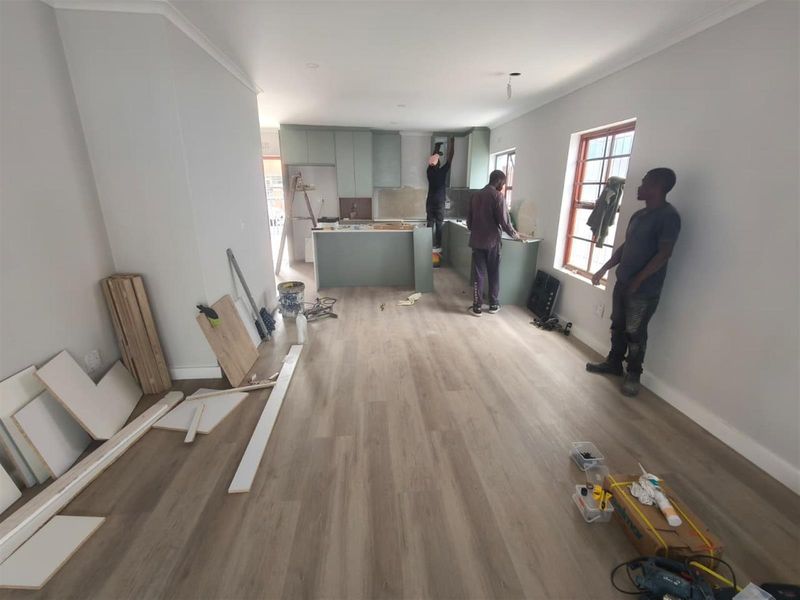 2 Bedroom, 2 Bathroom Renovated Home - Available 15 May 2026 - Photo 4