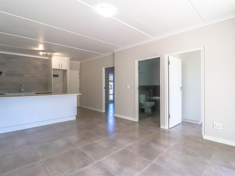 Stunning Two Bedroom Apartments in Central Table View - Photo 8