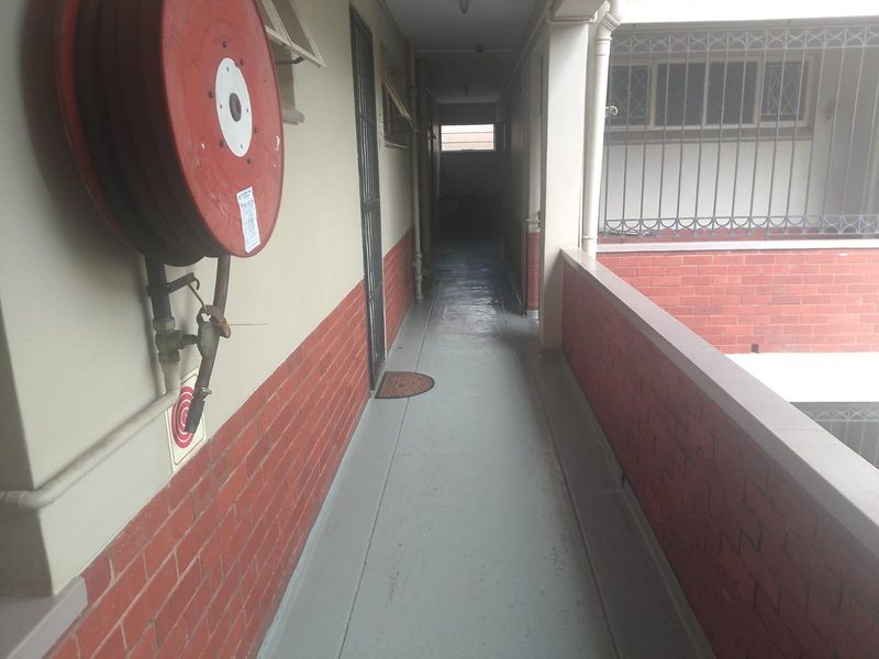 A room to rent in 3-bedroom Apartment near Glenwood Village - Photo 6