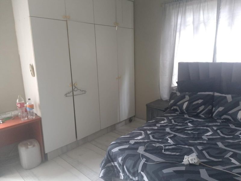 A room to rent in 3-bedroom Apartment near Glenwood Village - Photo 10