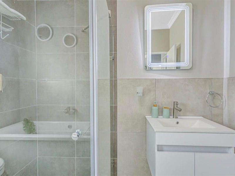 Apartment To Rent in Glen Austin AH, Midrand - Photo 10