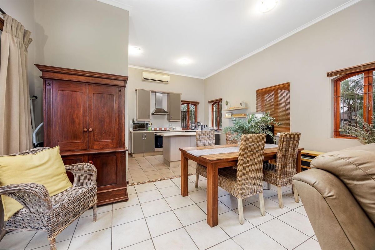 3 Bedroom House in Dukes Estate, Wellington - Photo 5