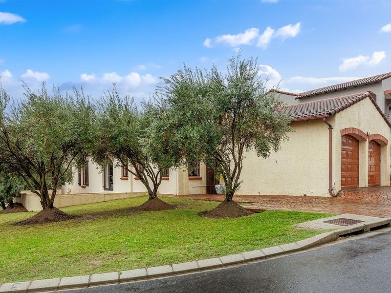 3 Bedroom House in Dukes Estate, Wellington - Photo 2