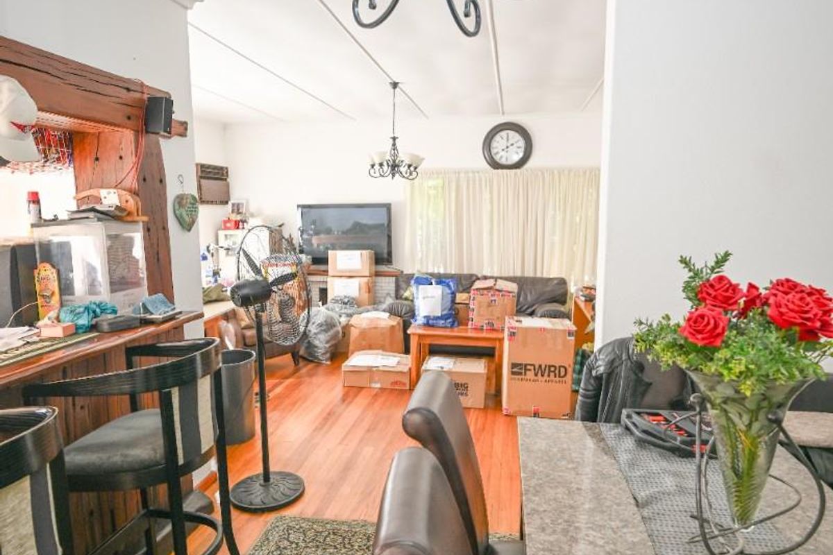 3 Bedroom House For Sale in Vrykyk, Paarl - Photo 4