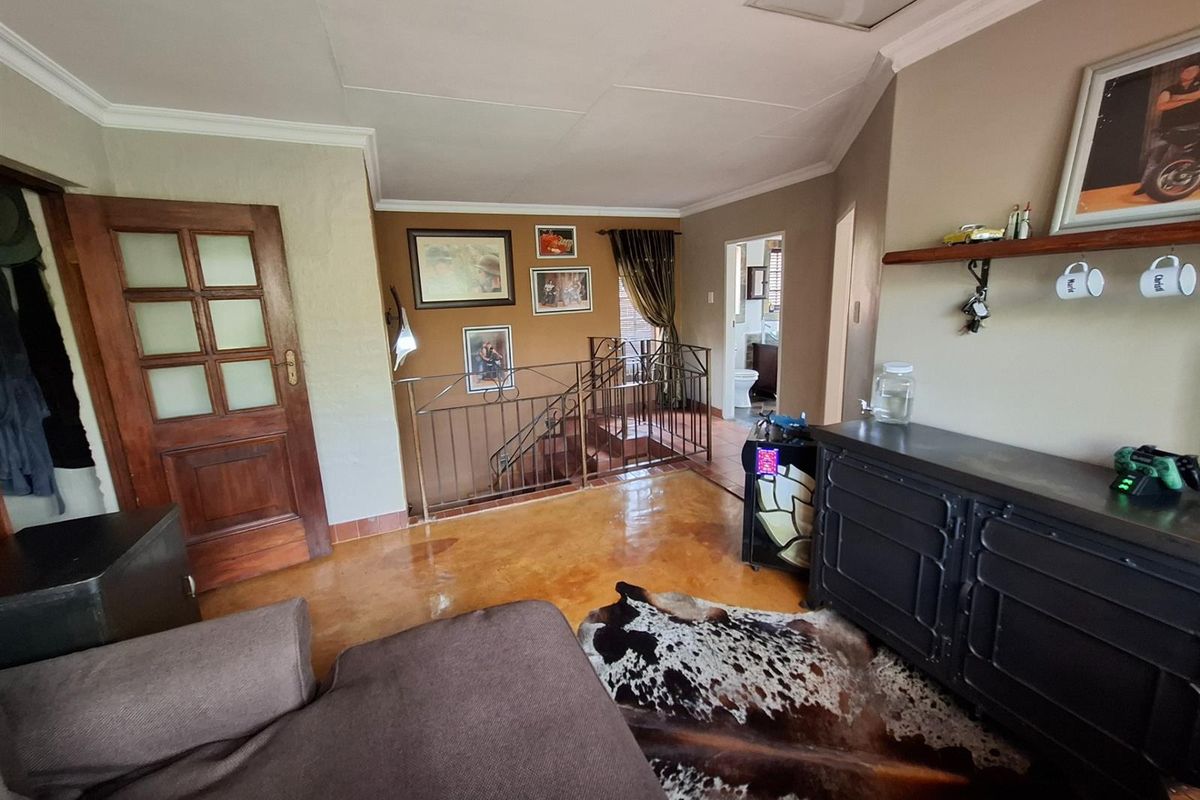 Where Luxury Meets Lifestyle - Your Dream Duet Awaits - Photo 5