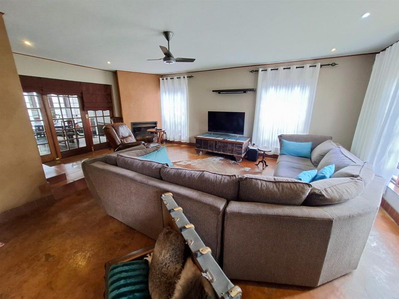 Where Luxury Meets Lifestyle - Your Dream Duet Awaits - Photo 4