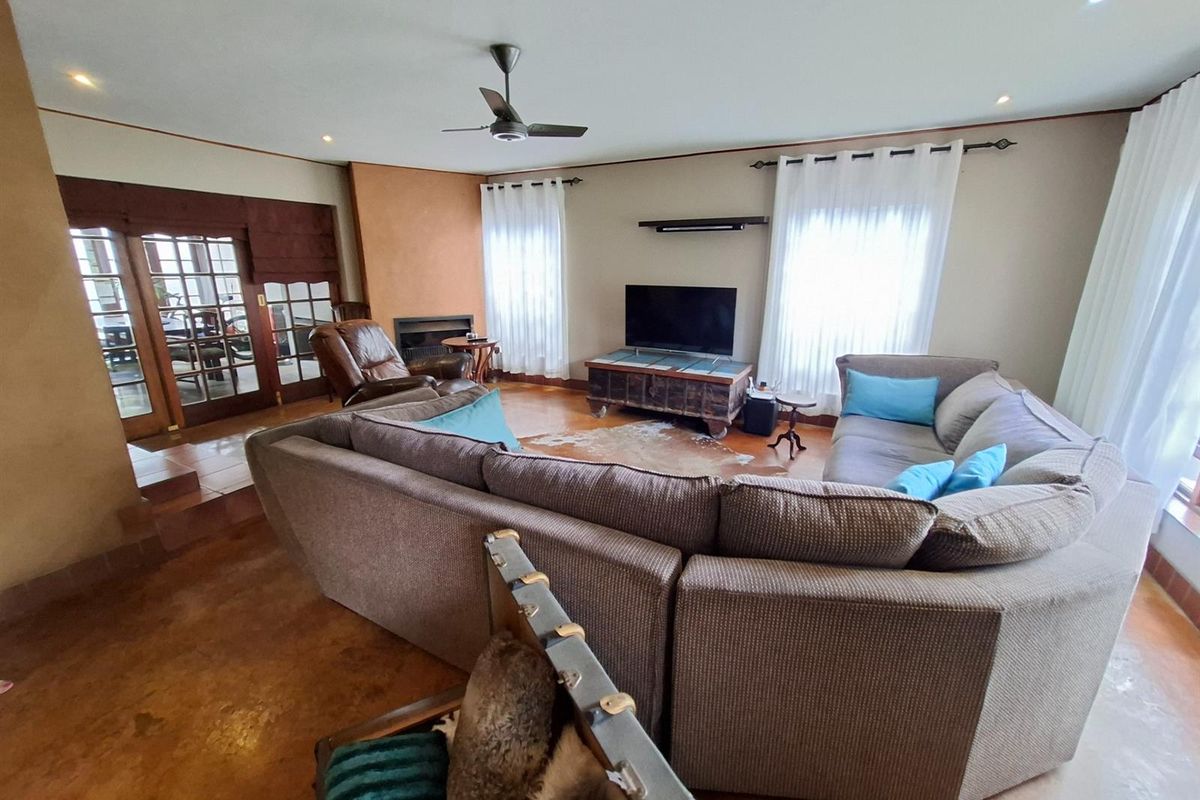 Where Luxury Meets Lifestyle - Your Dream Duet Awaits - Photo 4