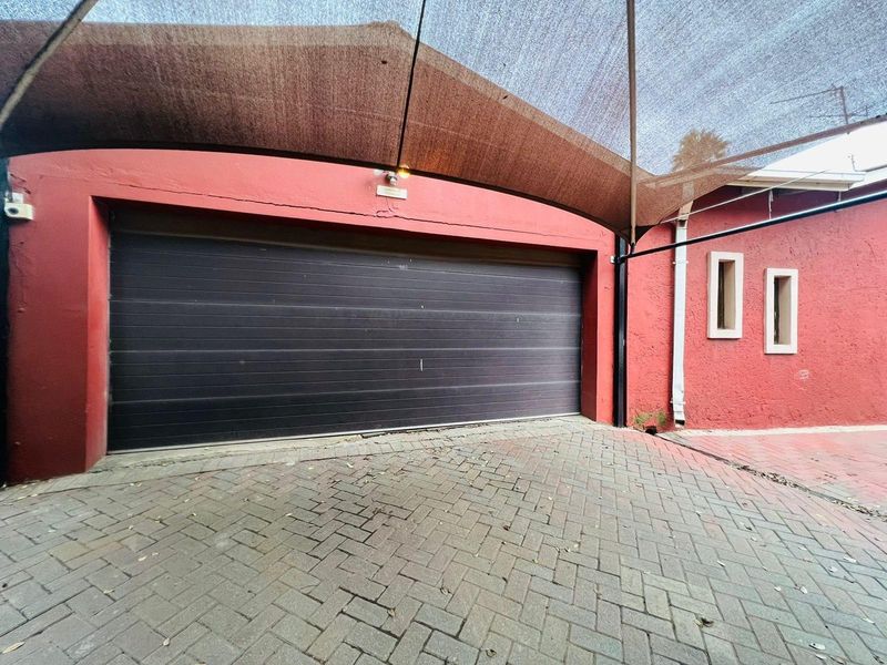 House For Sale in Vanderbijlpark CW 5, Vanderbijlpark CW, Vanderbijlpark - Photo 2