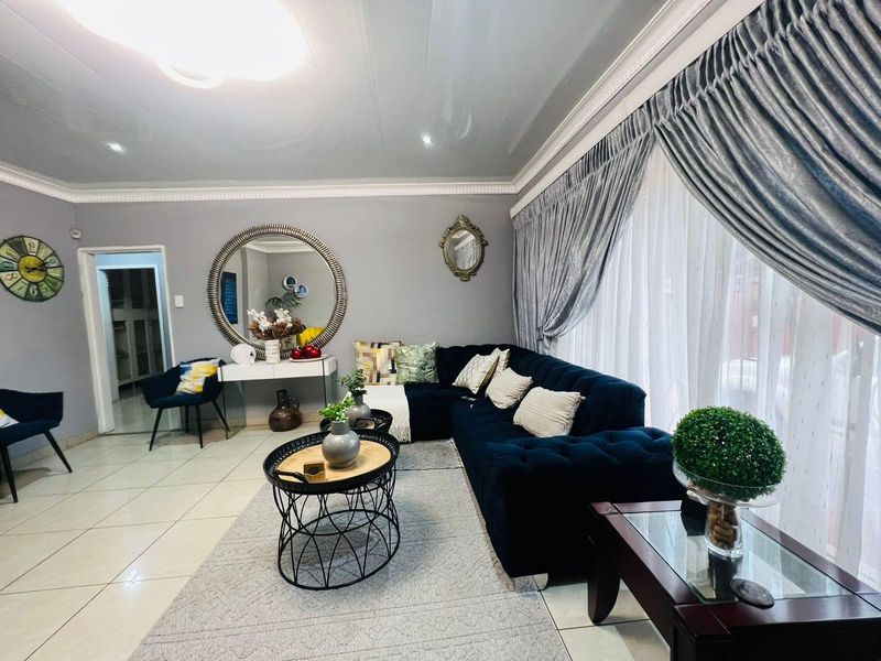 House For Sale in Vanderbijlpark CW 5, Vanderbijlpark CW, Vanderbijlpark - Photo 9