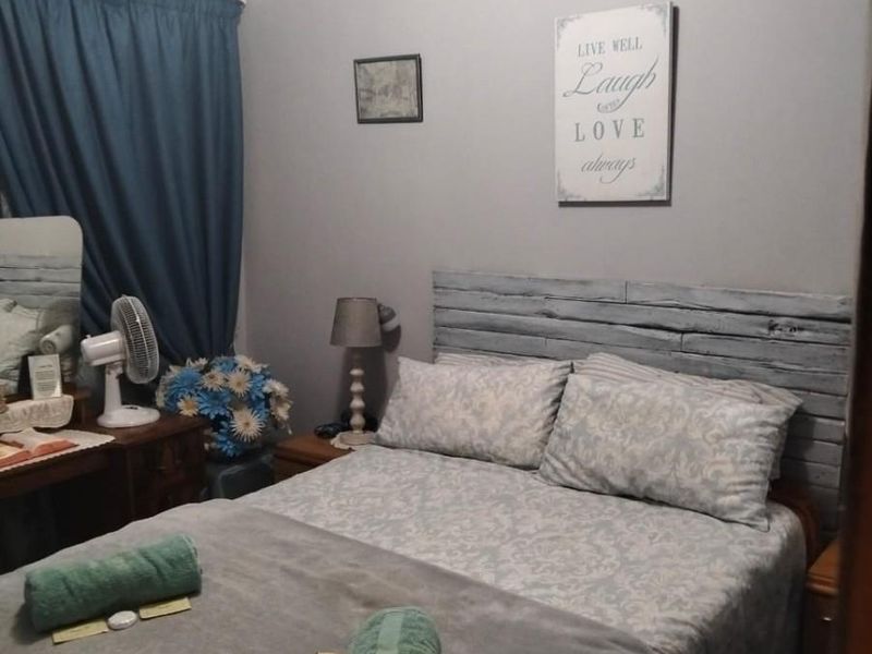 House For Sale in Beaconsfield, Kimberley - Photo 8