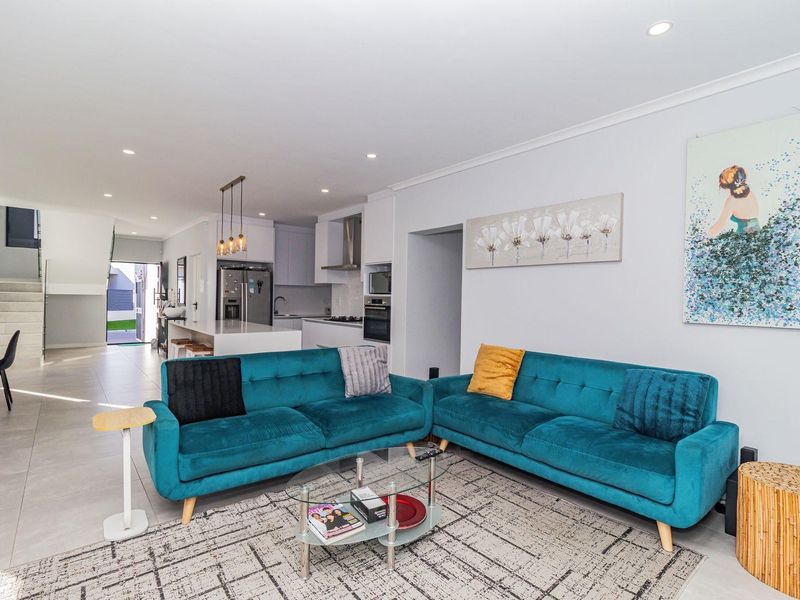 House For Sale in Sandown, Blouberg - Photo 3