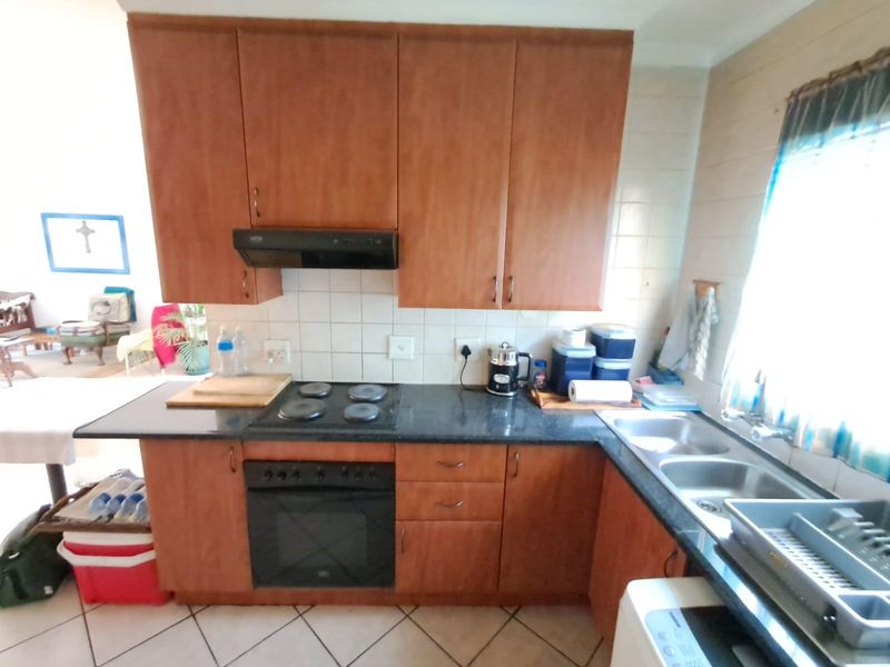 2 Bedroom Townhouse For Sale in Rooihuiskraal North Centurion Gauteng - Photo 8