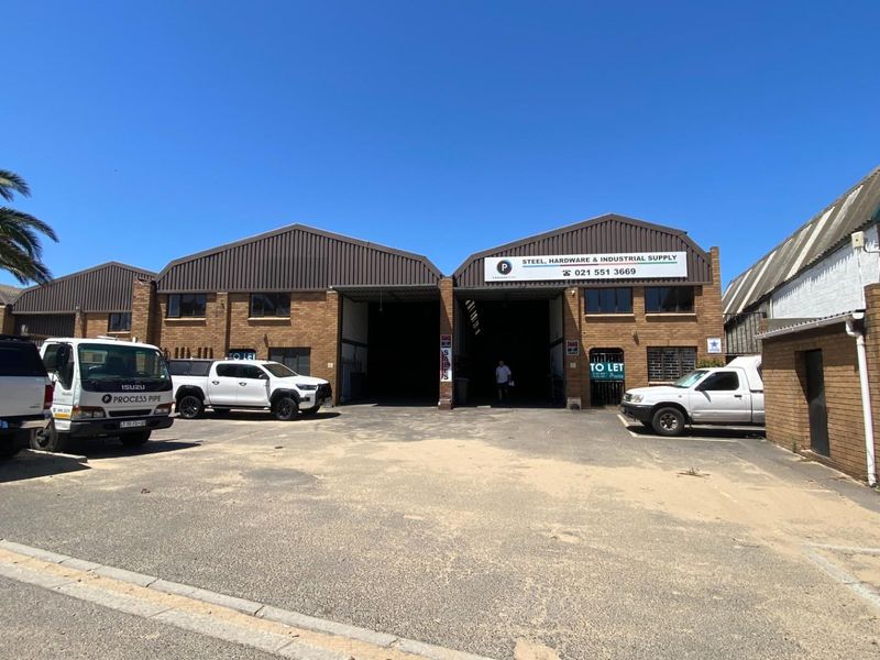 350m2 Warehouse To Let in Montague Gardens | Prime Industrial Location Cape Town - Photo 2