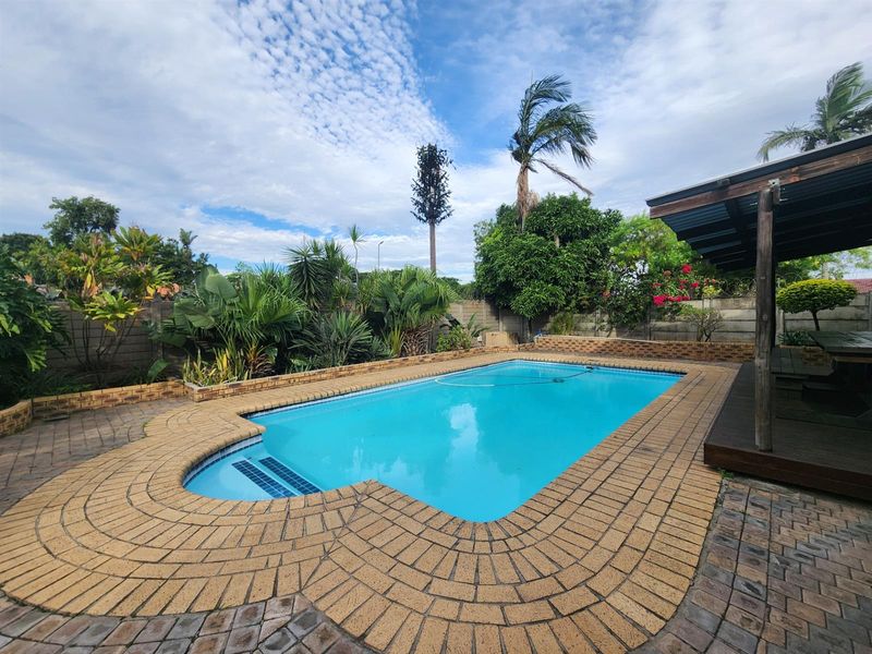 4 Bedroom house with flat  for sale in Arboretum - Photo 3