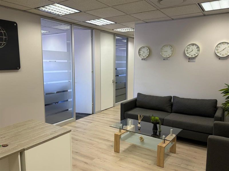 Fitted Out Office To Rent in Cape Town City Centre, Cape Town - Photo 8