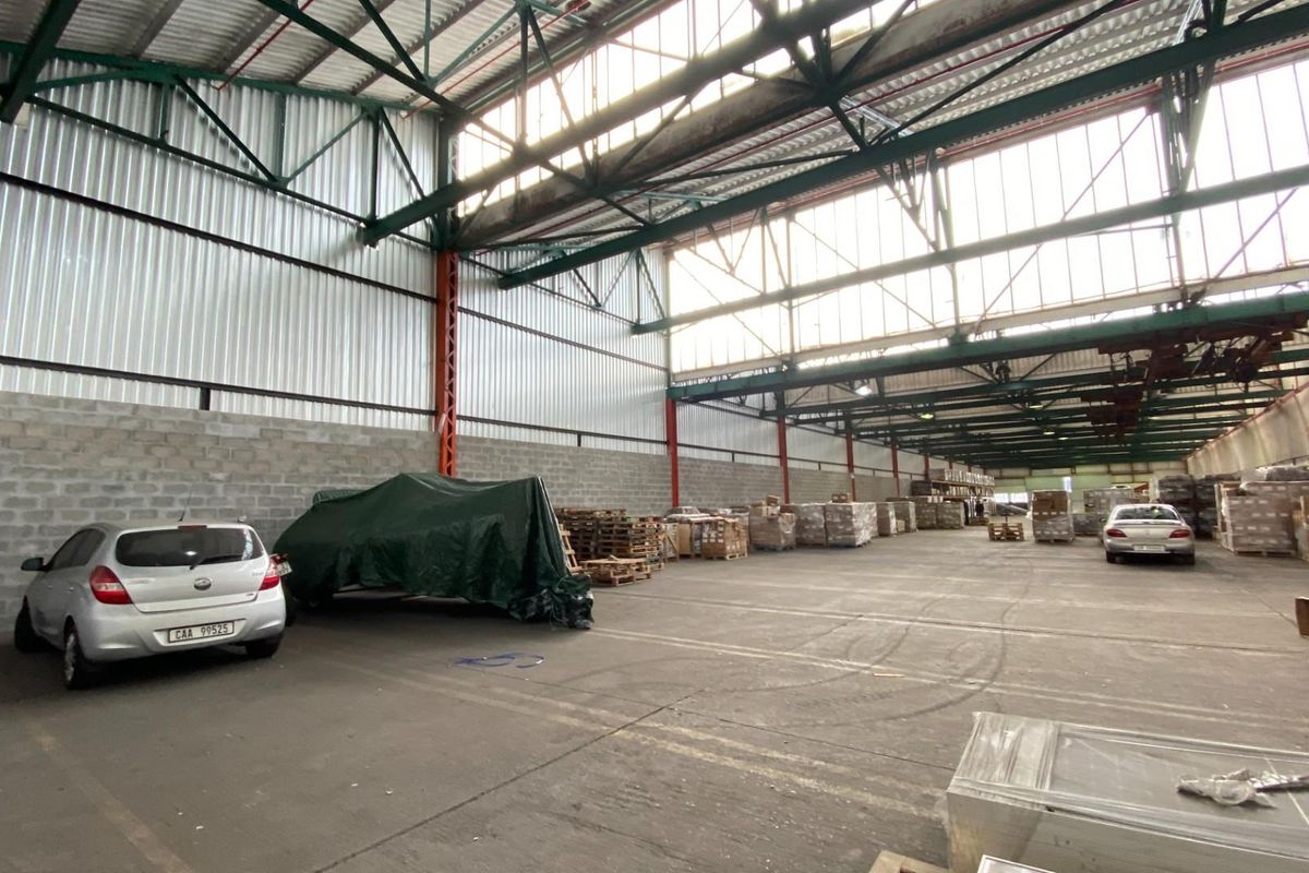 1 500m2 Warehouse To Let in Secure Park | Elsies River Industrial, Cape Town - Photo 5